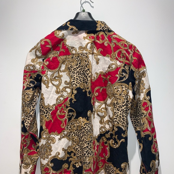 “Goldmember sace” Button down shirt - Picture 6 of 9